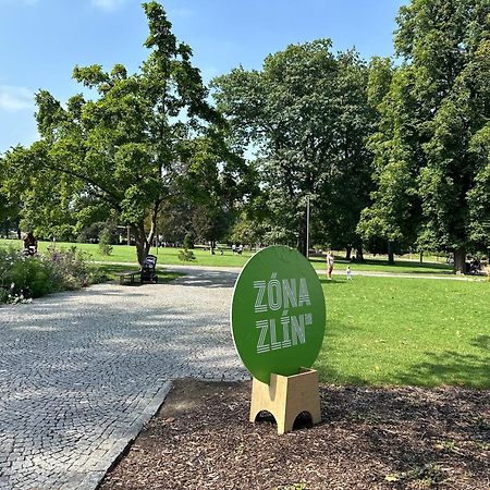 Rezidence Sadova Zlin Lägenhet Exteriör bild