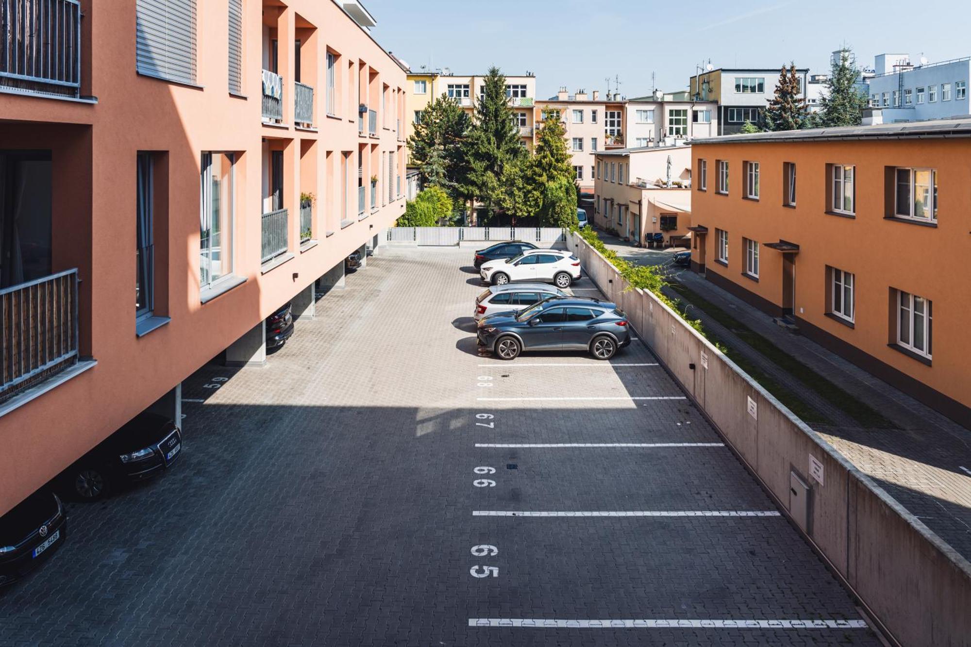 Rezidence Sadova Zlin Lägenhet Exteriör bild